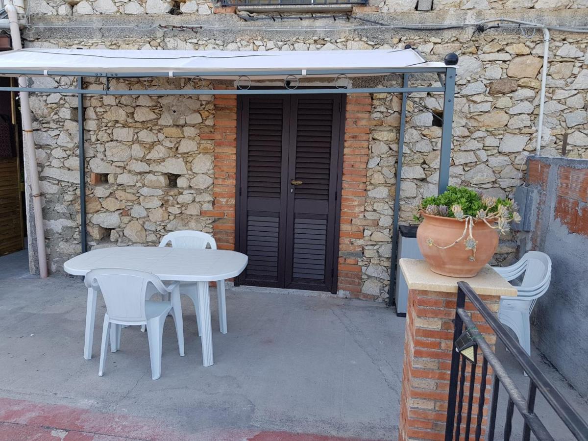 Casa Vacanze Monte Venere كاستلمولا المظهر الخارجي الصورة